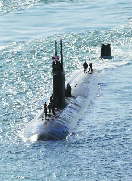2014年3月3日，韩国釜山，美国海军洛杉矶级哥伦布号核潜艇现身当地港口，参加韩美“鹞鹰”联合军演。CFP供图（资料图片）