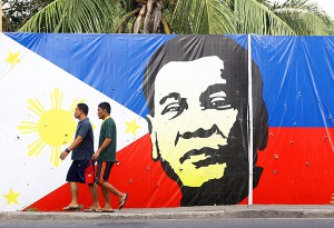 Duterte-murals
