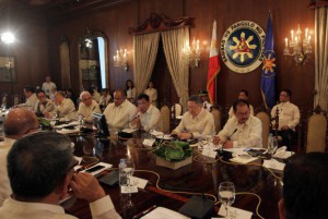 duterte-cabinet-meeting-620x415