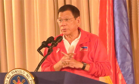 总统杜特地表示，爲继续发展经济，菲律宾不承认前政府签署的国际协定，而维持目前的排碳量。