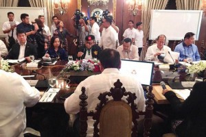 640_ZZZ_072716_duterte_nsc_meeting_2016_07_27_15_45_48