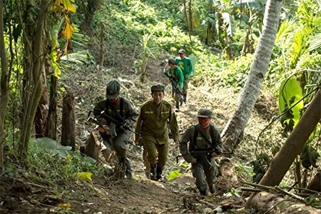 菲律宾总统杜特地签署公告，正式将菲律宾共産党（CPP）及其所属游击队“新人民军” （NPA）列爲恐怖组织。图爲2017年7月30日拍摄的“新人民军” 。