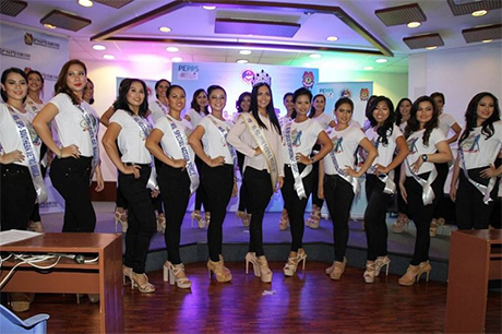 菲律宾警察总署举办「2018年美警选美大赛」，来自菲国各地的参选女警抛开制服换上轻装。