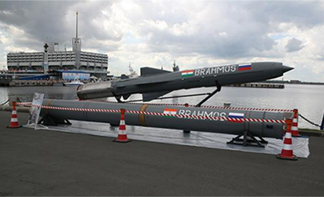 “布拉莫斯”（BrahMos）超音速巡航导弹。